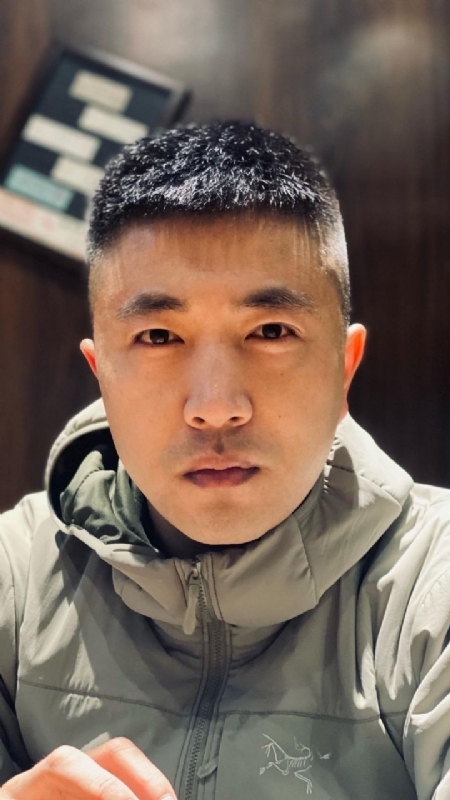 山中何缘的第一张照片--上饶相亲服务中心