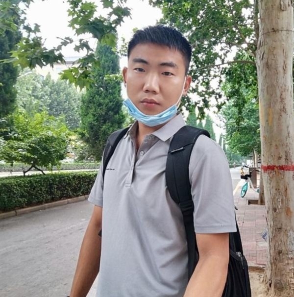 90年男征婚的第一张照片--上饶相亲服务中心