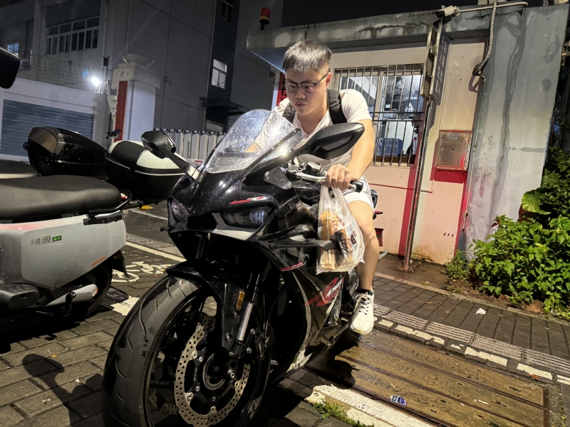 Uhiii的第一张照片--上饶相亲服务中心