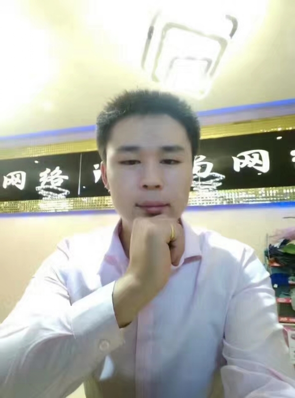 沉默寡言的第一张照片--上饶相亲服务中心