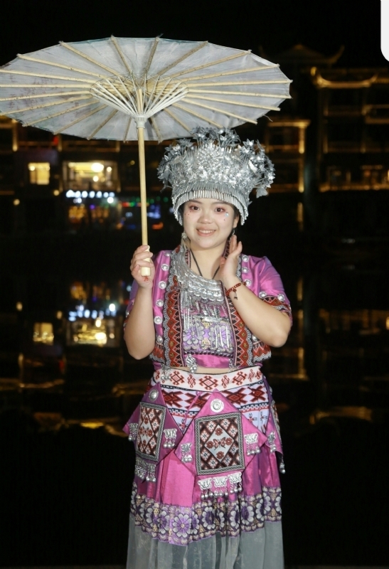 敏兮小沫的第一张照片--上饶相亲服务中心