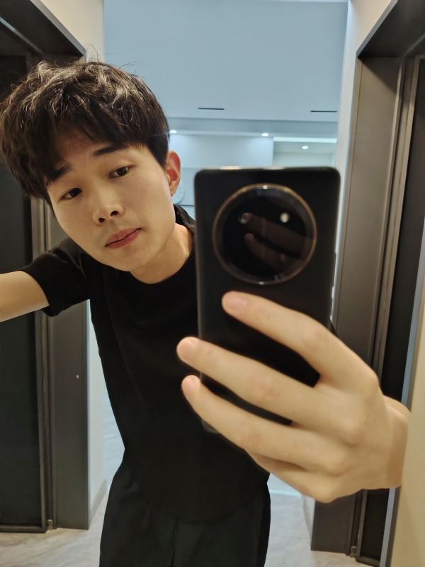 杨苏帝的第二张照片--上饶相亲服务中心