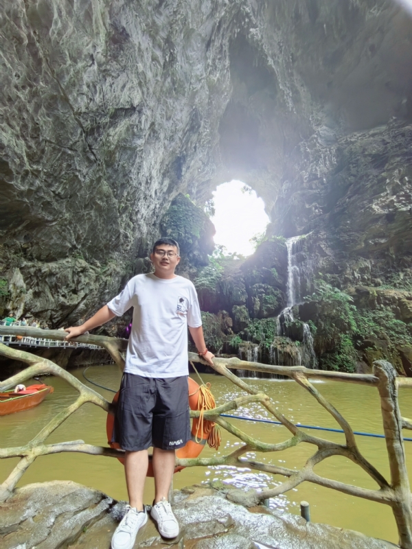 慎独的第二张照片--上饶相亲服务中心