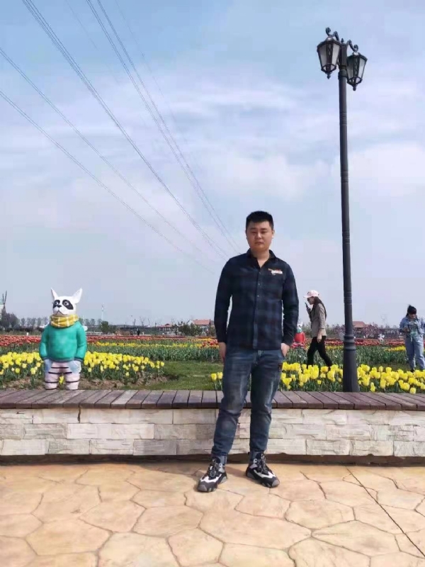 海阔天空的第一张照片--上饶相亲服务中心