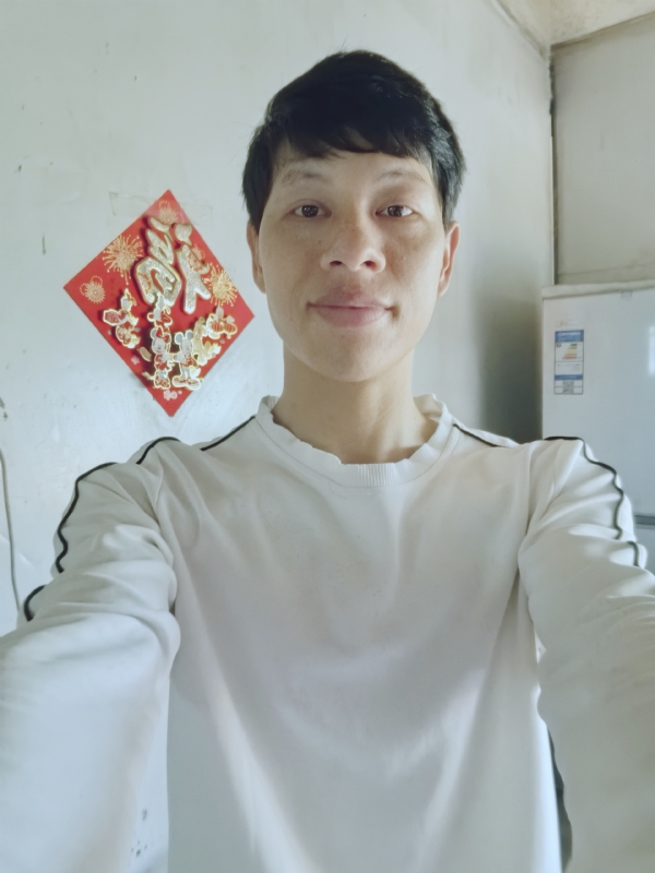 夏风微凉的第一张照片--上饶相亲服务中心