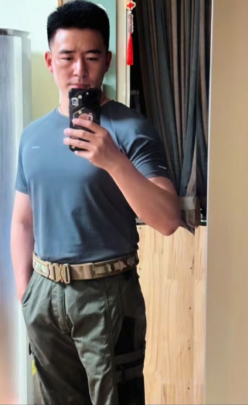 剑走偏锋的第一张照片--上饶相亲服务中心