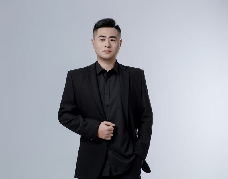 荣泽的第一张照片--上饶相亲服务中心