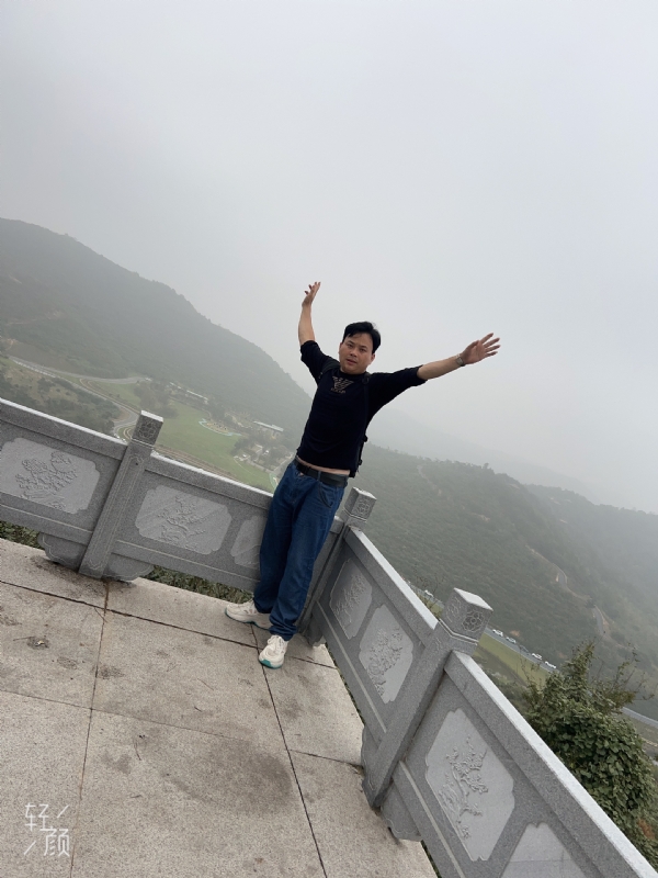 择一人白头偕老的第三张照片--上饶相亲服务中心