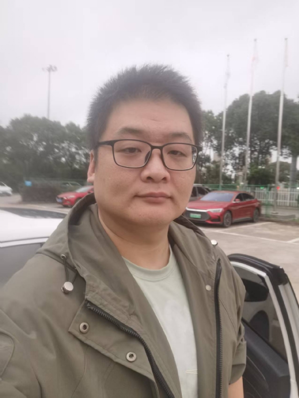 Russell的第一张照片--上饶相亲服务中心