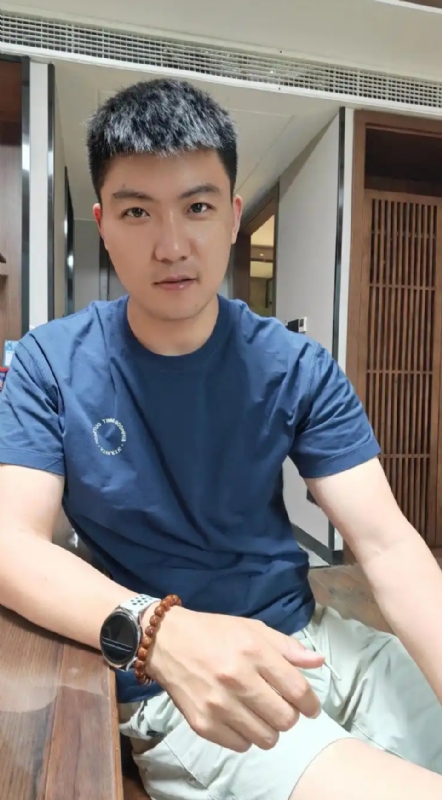 大鹏展翅的第二张照片--上饶相亲服务中心