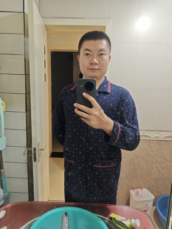 迷迷糊糊的第一张照片--上饶相亲服务中心