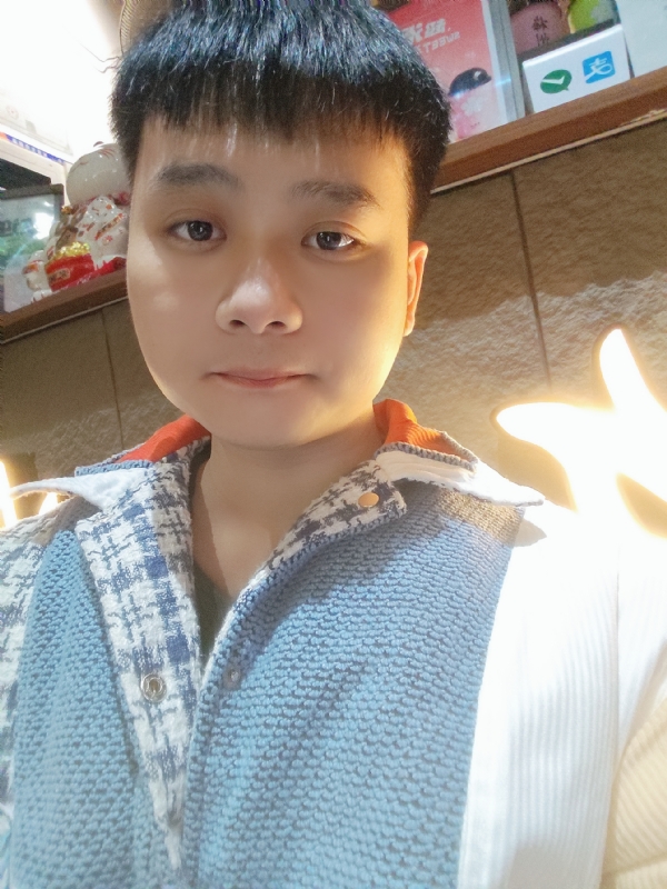 侯侯的第一张照片--上饶相亲服务中心