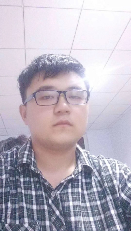 颜色不一样的黄的第一张照片--上饶相亲服务中心