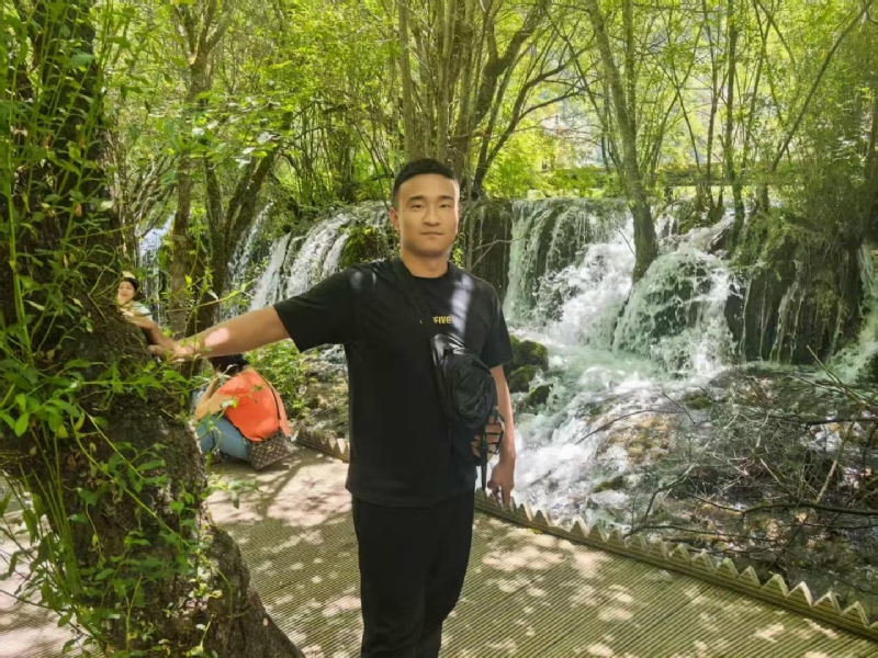 不管多累的第一张照片--上饶相亲服务中心