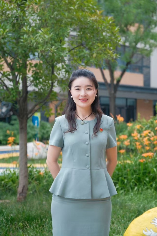 弯弯的第一张照片--上饶相亲服务中心