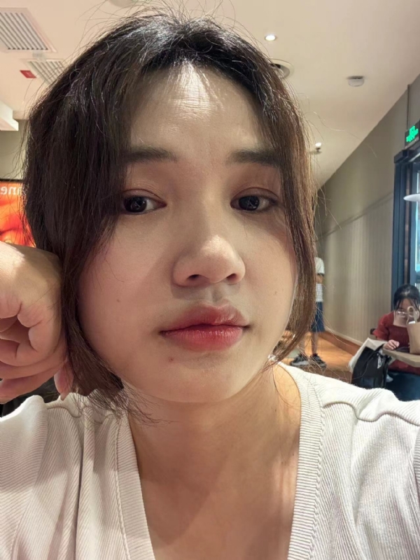 粉墨的第一张照片--上饶相亲服务中心