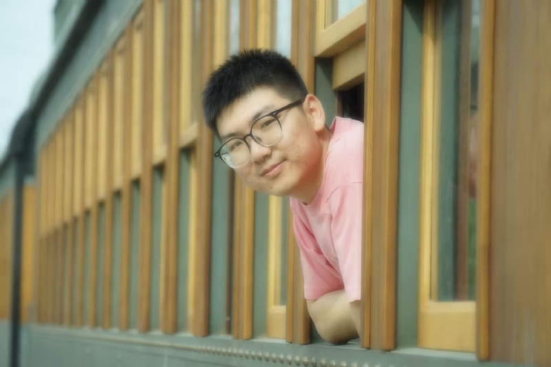 锦瑟无端五十弦的第一张照片--上饶相亲服务中心