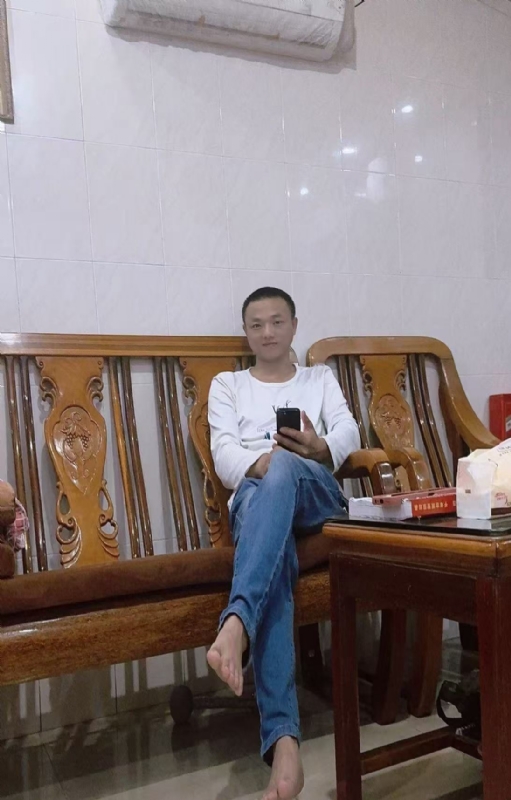 知年的第三张照片--上饶相亲服务中心